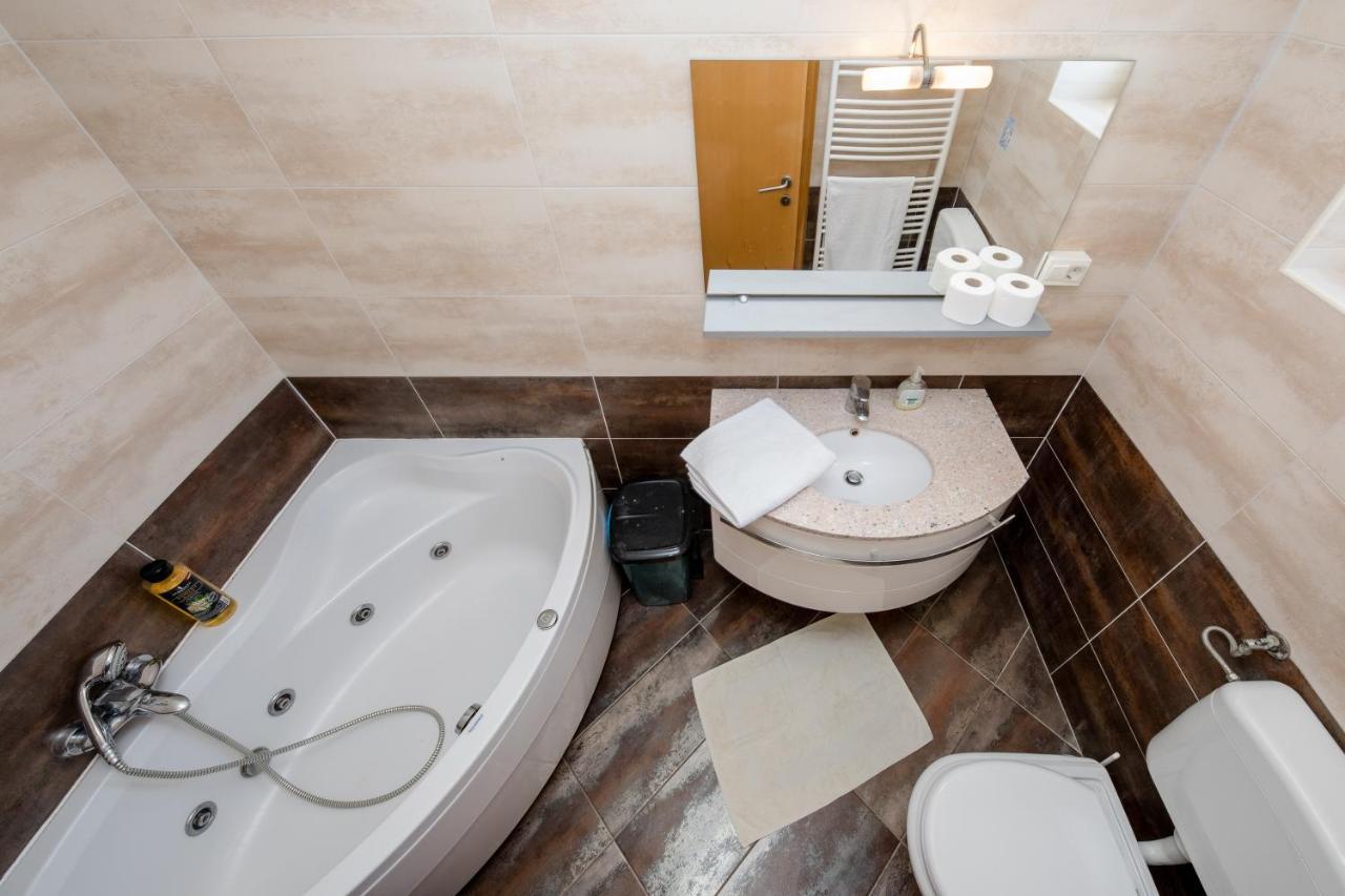Double Room Supetarska Draga - Gornja 11579A Rab Town Eksteriør billede